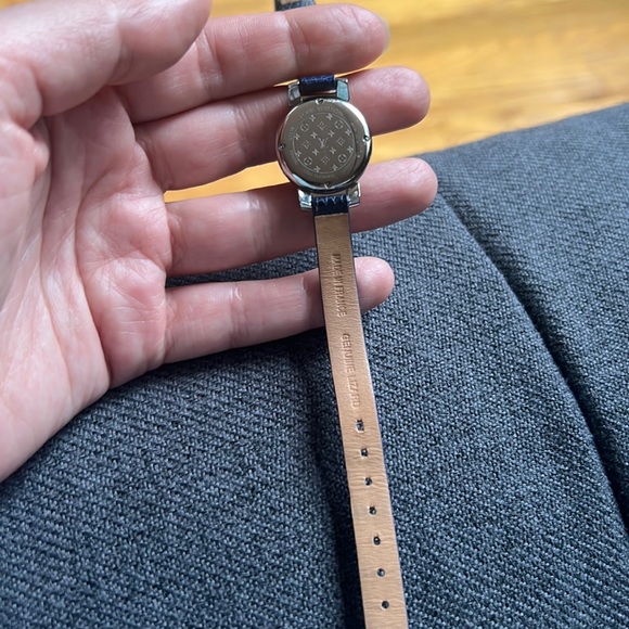 Authentic Louis Vuitton Tambour Bijou Secret Watch - Picture 4 of 8